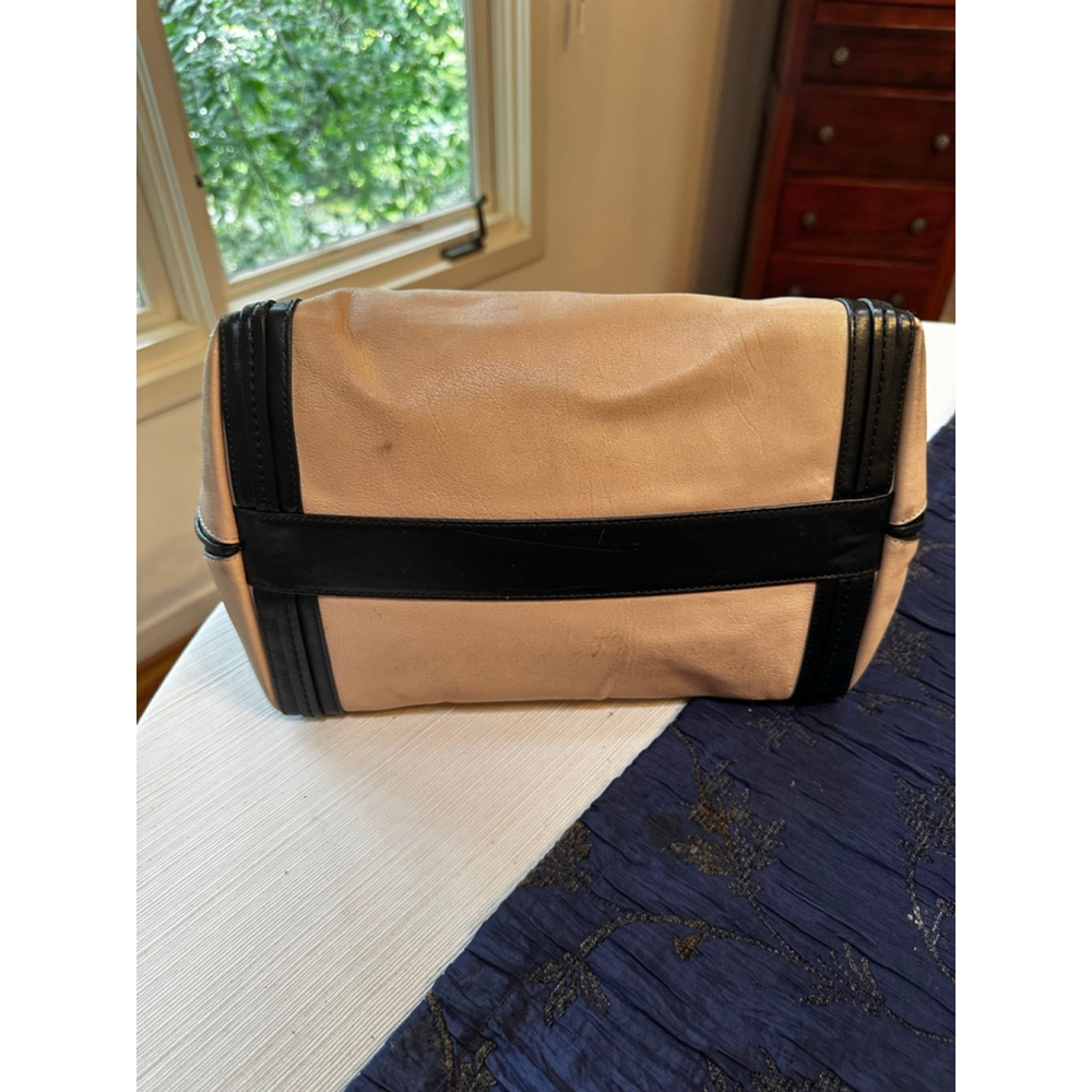 Chloé Beige & Black Leather Tote Bag - Picture 8 of 14